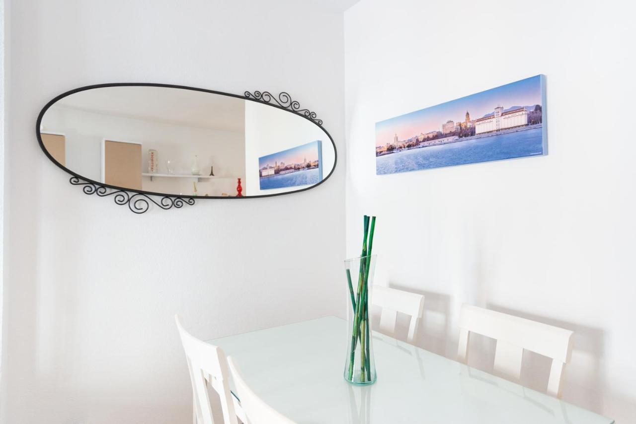Victoria 50 Apartment Malaga Luaran gambar